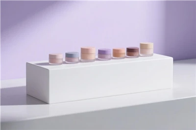 Kosmetisches Plastikglas